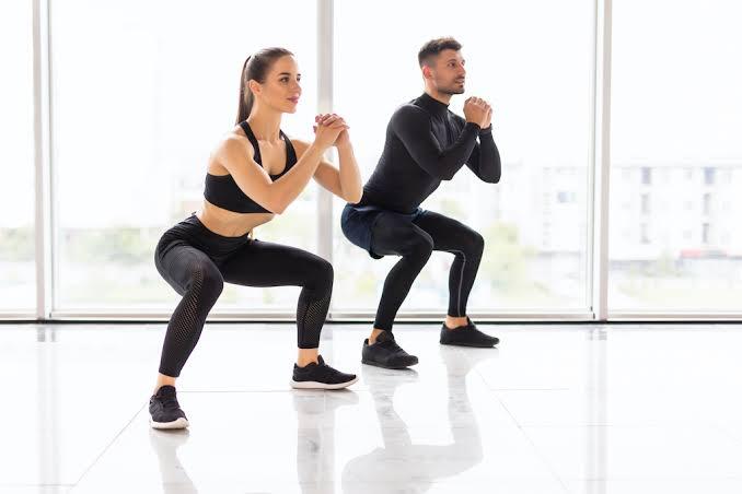 Squat yapan erkek/kadın baş tacı mıdır? Sever misiniz?