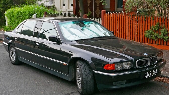 Ne diyorsunuz alınır mı Bmw 750 İ Long?