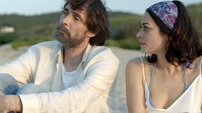 "Fakat Müzeyyen bu derin bir tutku" filmi "ISSIZ ADAM" filmiyle benzer mi? İnsanda bıraktığı his benzer mi, izlemeye değer mi?