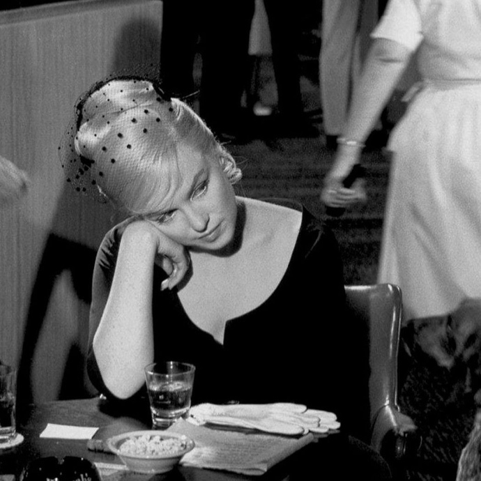 O bahçede yandı, yeşerir mi yeniden ha Monroe?