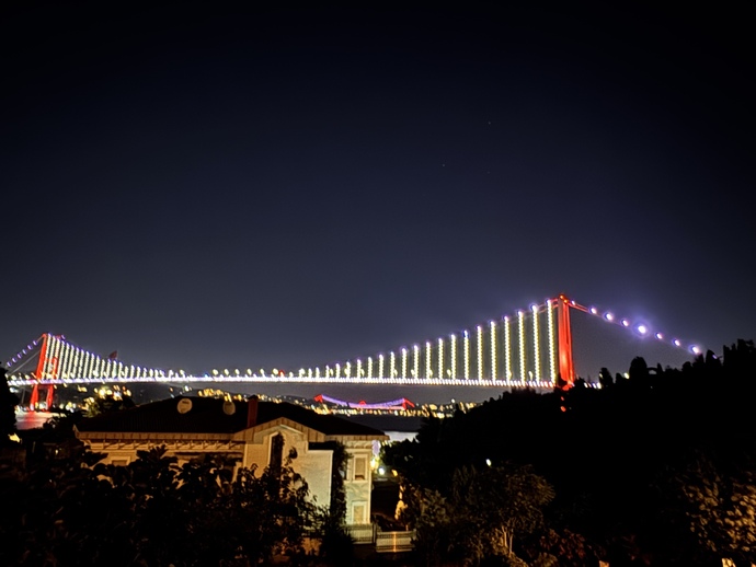 Manzaram şekil kafam ise bi milyon! senin manzaranın sana hissettirdiği nedir?