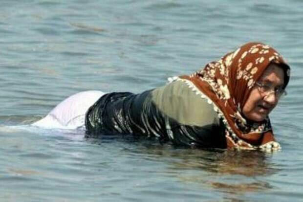 Bikini iç çamaşırı gibi değil mi?