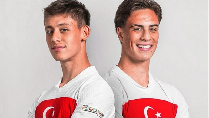 Yurt dışında yetişmiş milli futbolcularımız, yurt içinde yetişenlere göre daha mı az ilgi görmektedir?