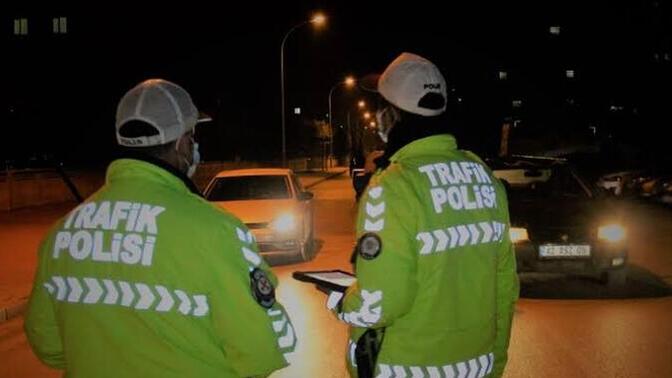 Polis çevirmesinde şimdiye kadar kaç defa alkol testine girdiniz?