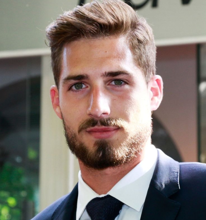 Volkan Demirel vs Kevin Trapp?