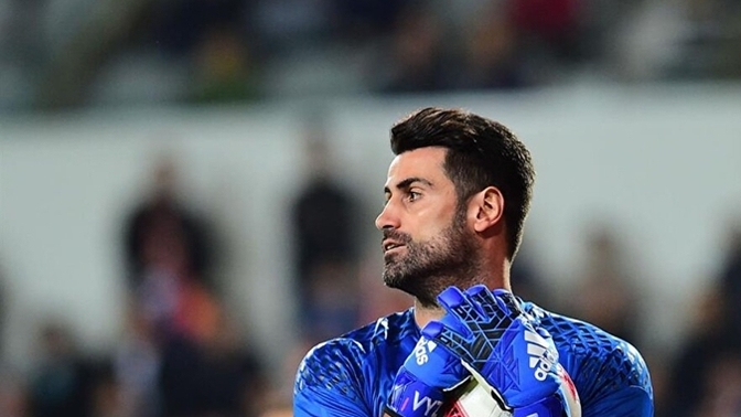 Volkan Demirel vs Kevin Trapp?