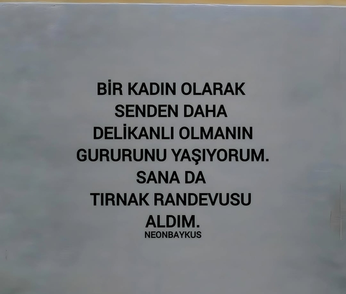 Delikanlı olma görevi artık kadınlara mı kaldı?