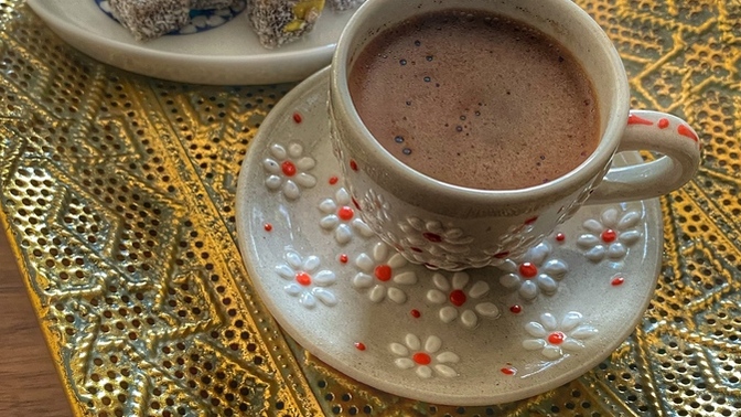 Kahve yanı favoriniz çikolata mı, lokum mu?