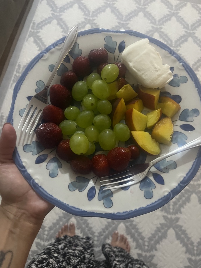 Meyve yemeyi seviyor musun?