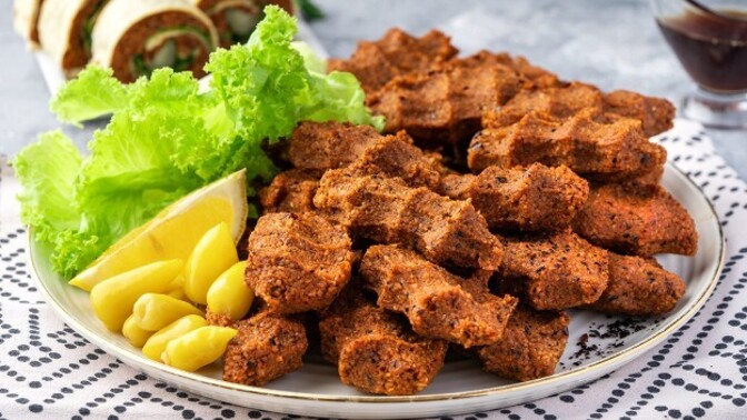 Çiğköfte mi içli köfte mi?