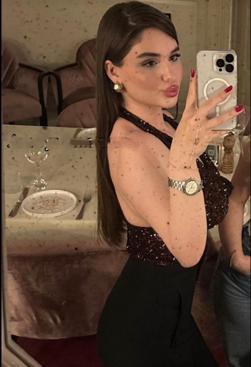 Ayna pozlarından hoşlanırmısınız 🎀😅?