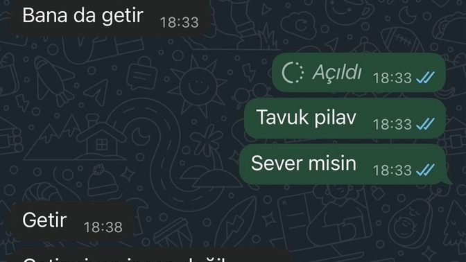 Konuştuğum çocuk hep benden yemek tatlı istiyor normal mi?