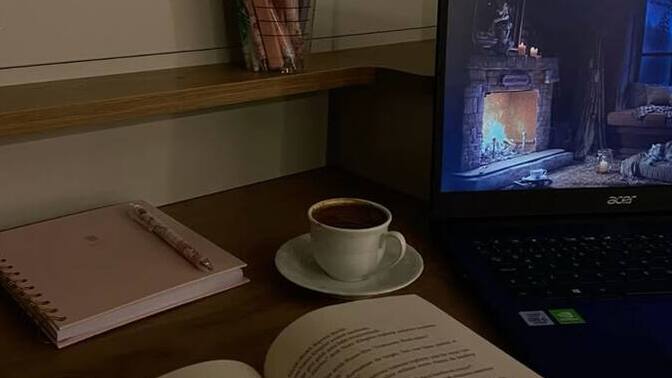 Kitap okuma alışkanlığım yok ama başlayınca bitirene kadar okuyorum alışkanlık olmaması beni cahil yapar mı?