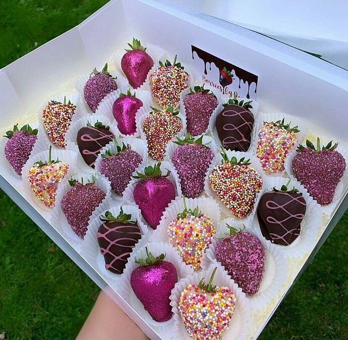 Size hangi çikolatayı ısmarlardım söyliyimmi 🎀🍰?
