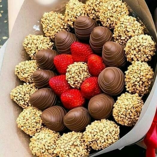 Size hangi çikolatayı ısmarlardım söyliyimmi 🎀🍰?