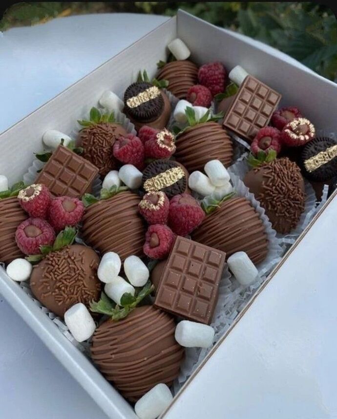 Size hangi çikolatayı ısmarlardım söyliyimmi 🎀🍰?
