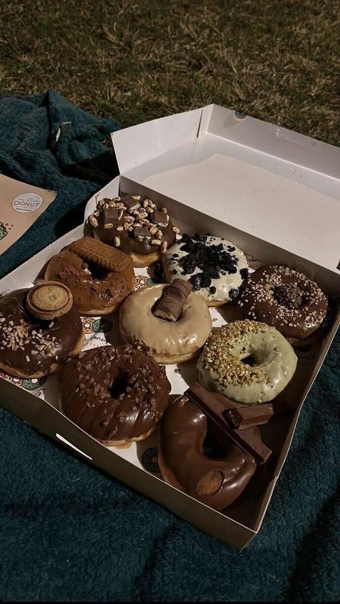 Size hangi çikolatayı ısmarlardım söyliyimmi 🎀🍰?