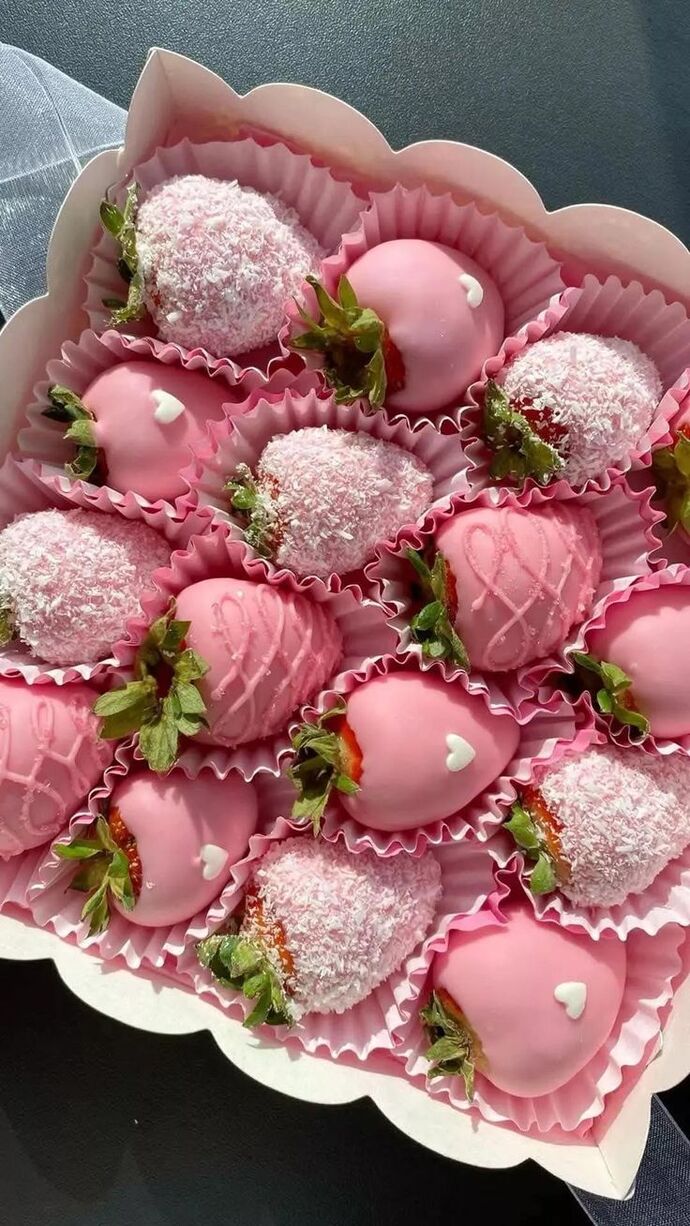 Size hangi çikolatayı ısmarlardım söyliyimmi 🎀🍰?