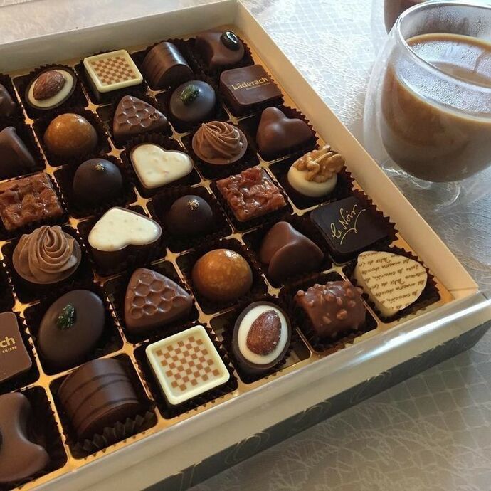 Size hangi çikolatayı ısmarlardım söyliyimmi 🎀🍰?