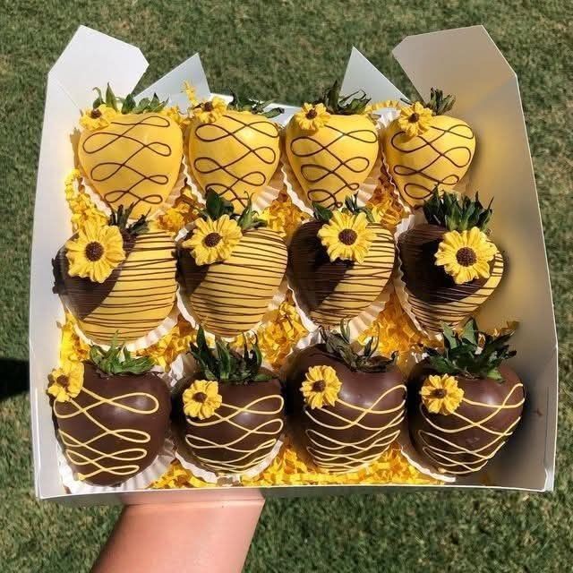 Size hangi çikolatayı ısmarlardım söyliyimmi 🎀🍰?