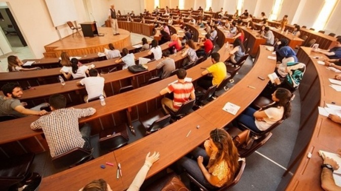 Üniversitenin ilk günleri heyecan oluyomu?