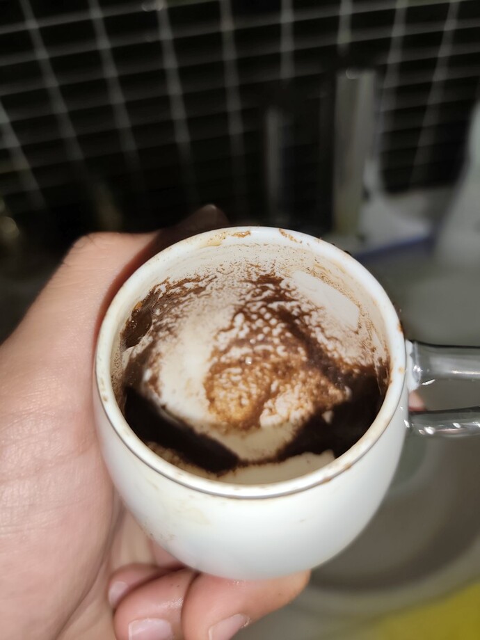 Kahve falı bakan var mı acaba?