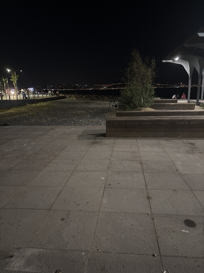 Yerinde oturup manzarayı izlemek sizce hangi spor olur bir saatte kaç kalori yaktırır 🤣🤣?