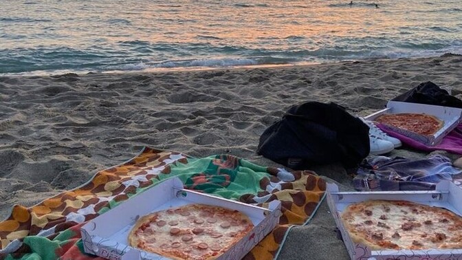 Pizzayı nasıl yiyorsunuz?