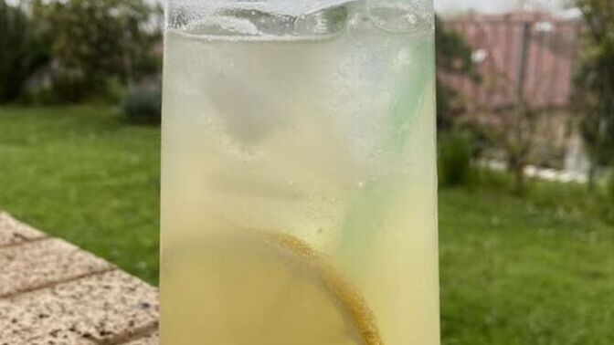 Buz gibi limonata mııı yoksa leziz bir külah dondurma mıı?