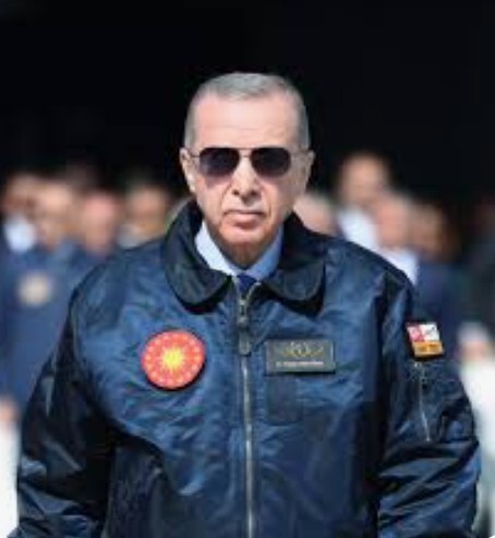 Recep Tayyip Erdoğan koltuktan inmesi kesinlikle şart Erdoğan Koltuktan ne olursa İnebilir?