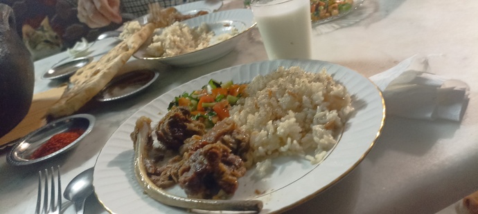Misafir size hiç yemek yapıp getirdi mi?