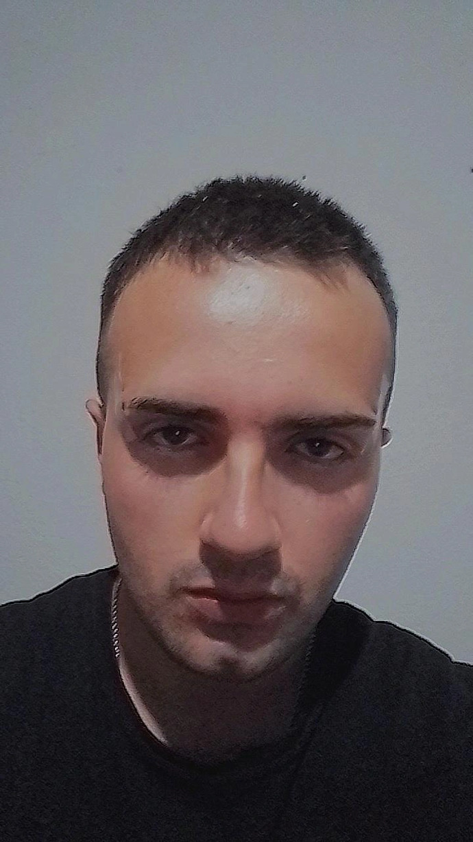 Bu cocuga düştünüz mü dogruyu söyleyin ama?
