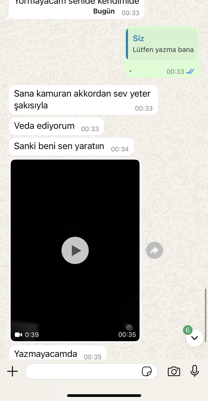 Arkadaşlar bi kaç defa görüştük ve çocuk bana bunları yazıyor normal mi?