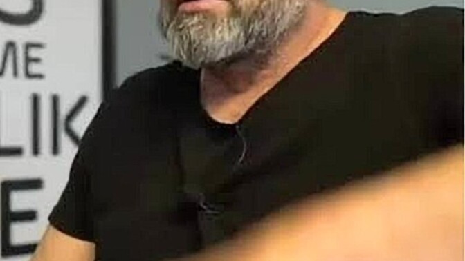 Ünlü Antrenör Kadir hoca nasıl biri sizce komik başarılı buluyor musunuz?