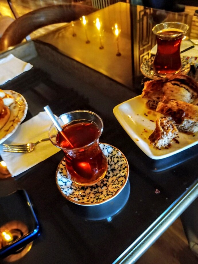 Sıcak havalarda çay içer misiniz?