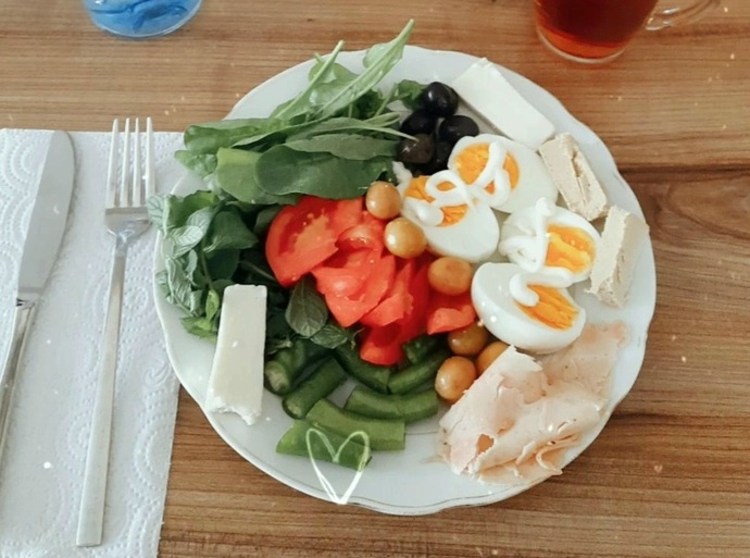 Böyle bir kahvaltı tabağıyla karnınız doyar mı?