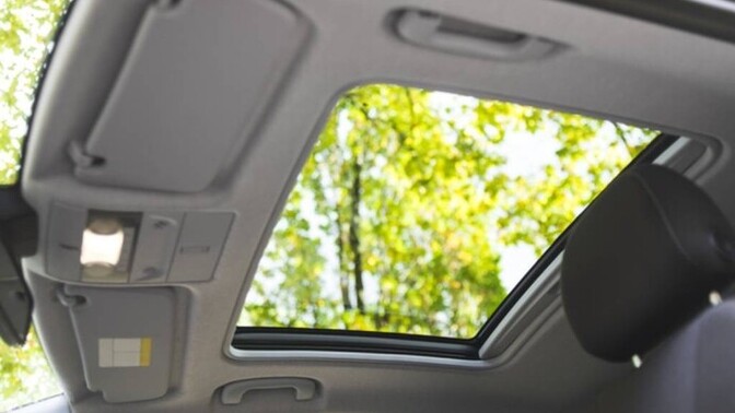 Arabanız da Sunroof açılır tavan var mı bu donanımın olması gerekli mi sizce?