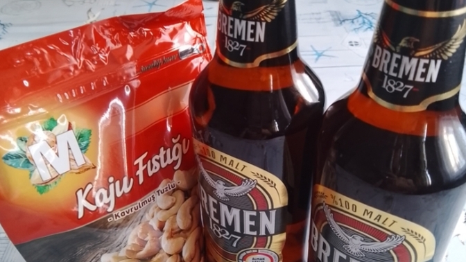 Bütün gün eşşek gibi gezdim. Bu akşam biraz içsem fena olmaz değil mi arkadaşlar?
