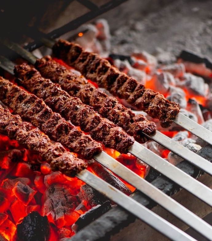 Adana kebap mı Kuşbaşı mı?