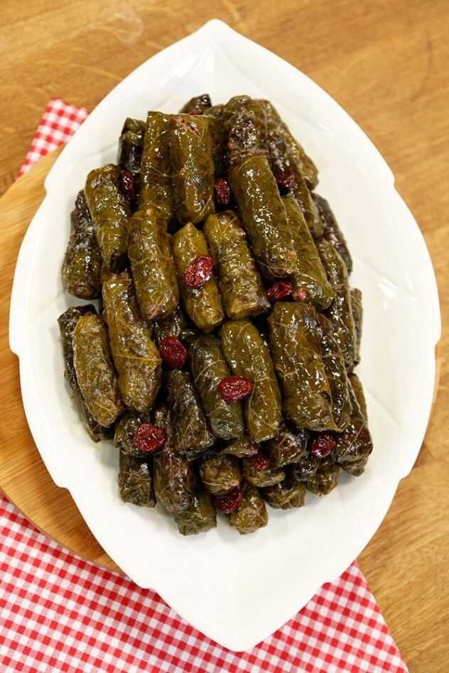 Vişneli yaprak sarması yediniz mi?