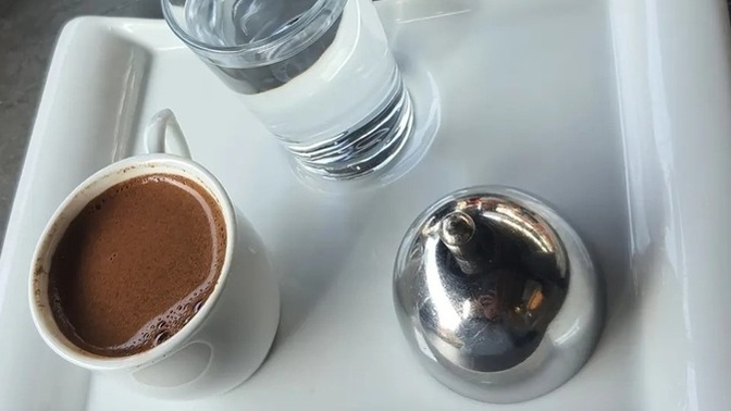 Kahveyle mi, çayla mı daha güzel sohbetler olur?