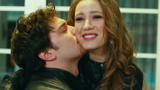 İlişkide “space” yani alan vermek mi lazım, yoksa yapışmak mı?