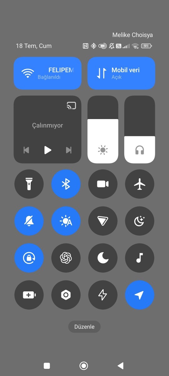 Müzik dinleyeceğim uygulamayı ana ekranda bulamıyorum?