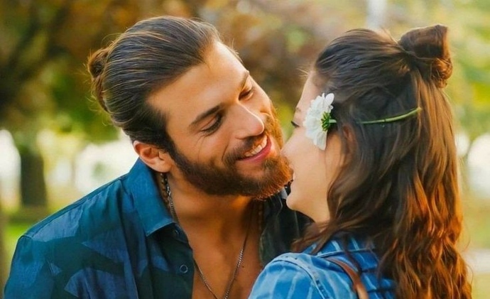Sevgilin olsun ister miydin?
