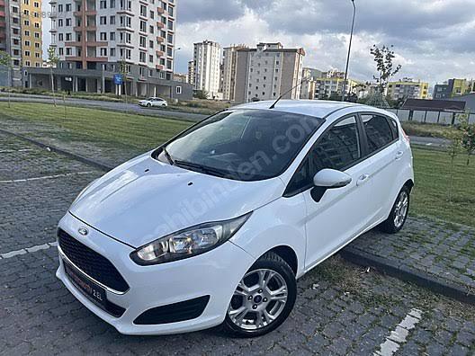 24 yaşındayım sizce ford fiesta arabam yaşıma göre doğru bir araba mı?