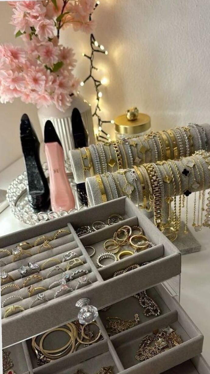 Hellooo, gold takılardanmı hoşlanırsınız gümüş takılardanmıı 🍭🍬?