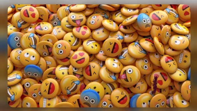 Duygularına emoji versek, şu an hangisi olurdun? 🥰?