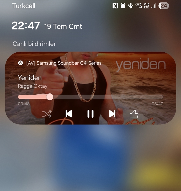 Bu aralar sürekli dinlediğiniz şarkı var mı varsa kimin şarkısı?
