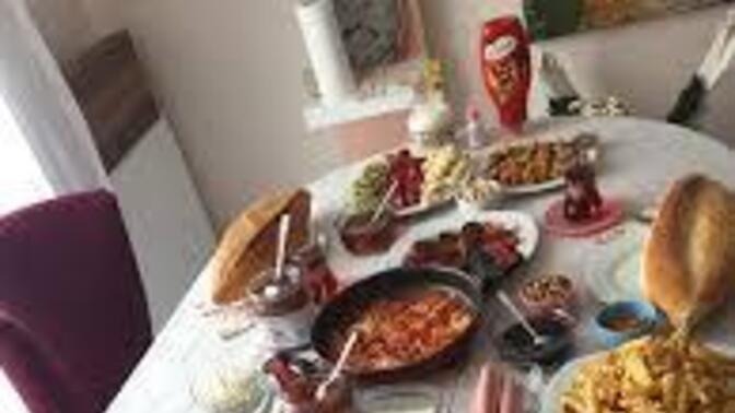 Pazar kahvaltısının olmazssa olmazı nedir sizce?
