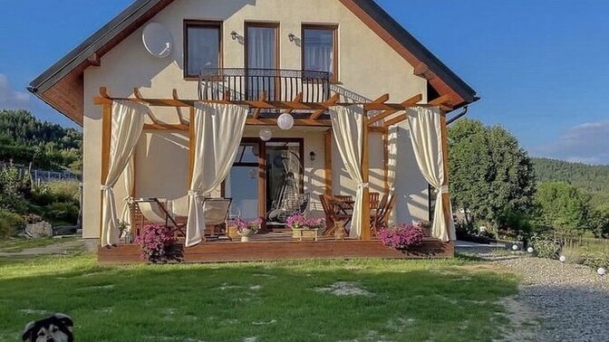 Burada kiminle yaşanır?